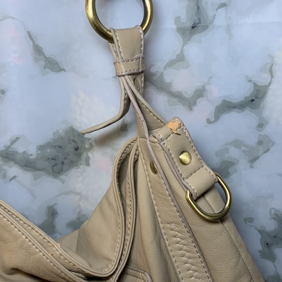 🎒 Poppie Cream Shoulder Bag - Picture 4 of 12